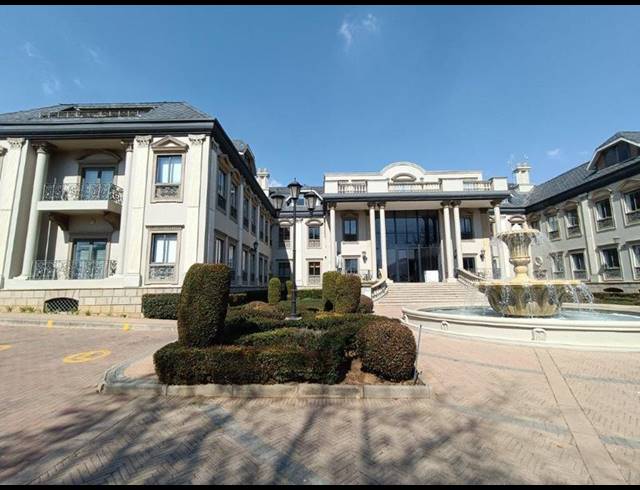 BUSINESS PROPERTY TO RENT IN BRYANSTON